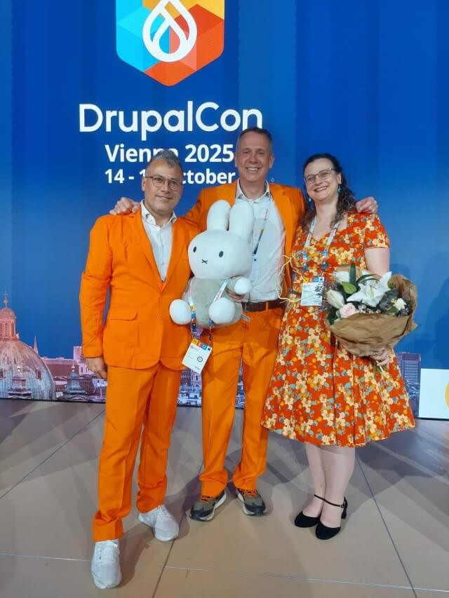 Imre Gmelig Meijling en Esmeralda Tijhoff na de aankondiging van Rotterdam als locatie voor DrupalCon 2026
