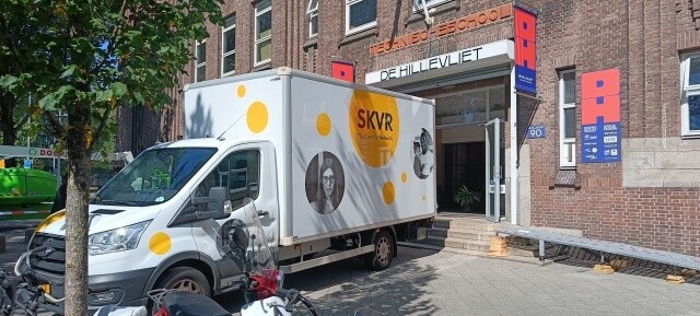 Vrachtwagen bij SKVR-locatie